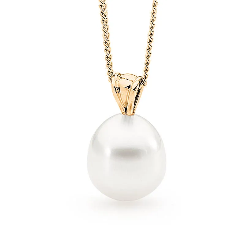 18ct Gold Australian South Sea Circle Pearl Pendant