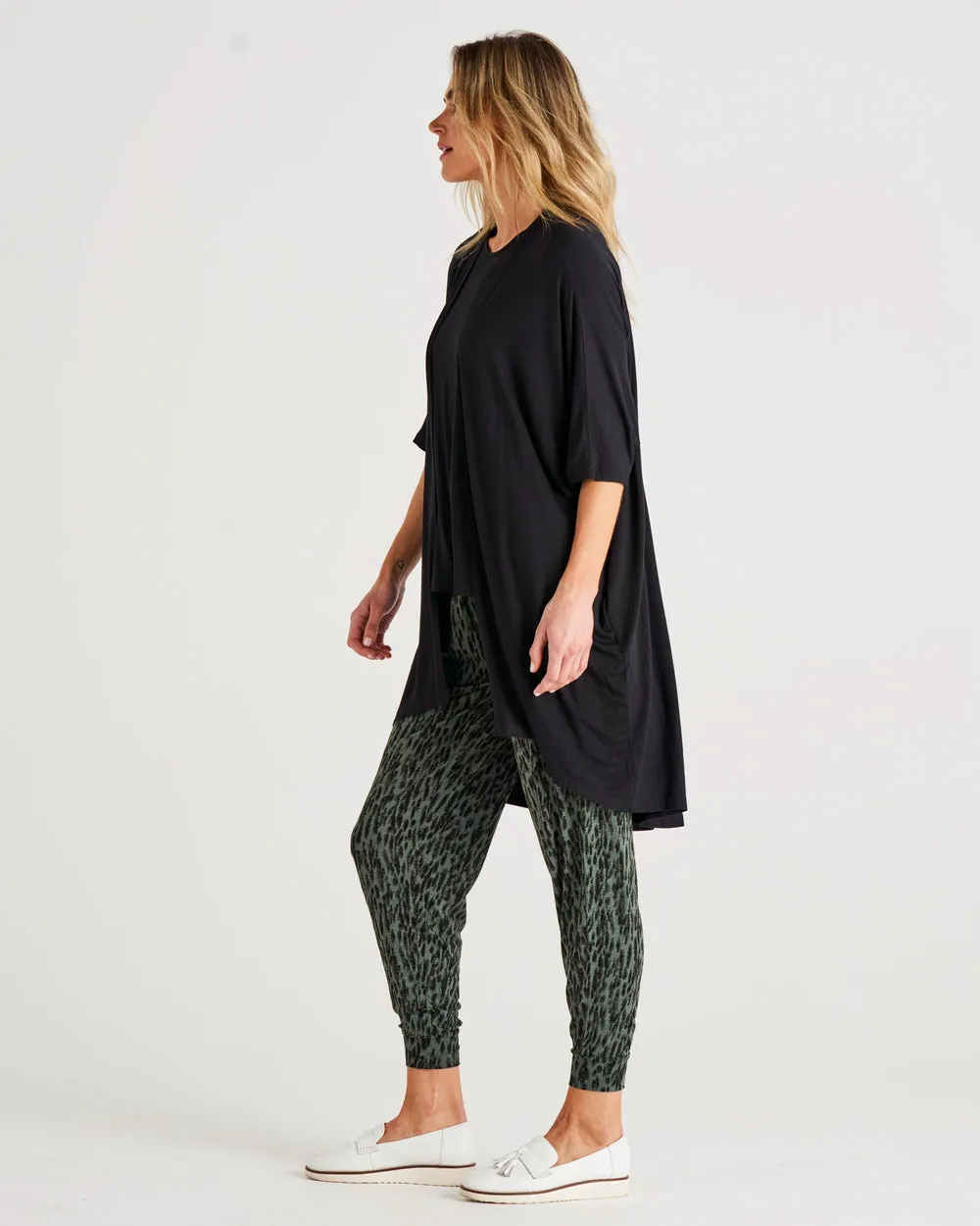 Betty Basics Paris Pant Abstract Print