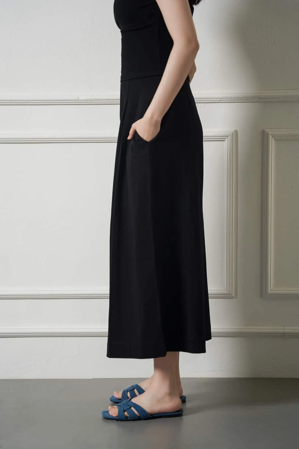 CROPPED WIDE LEG PANTS