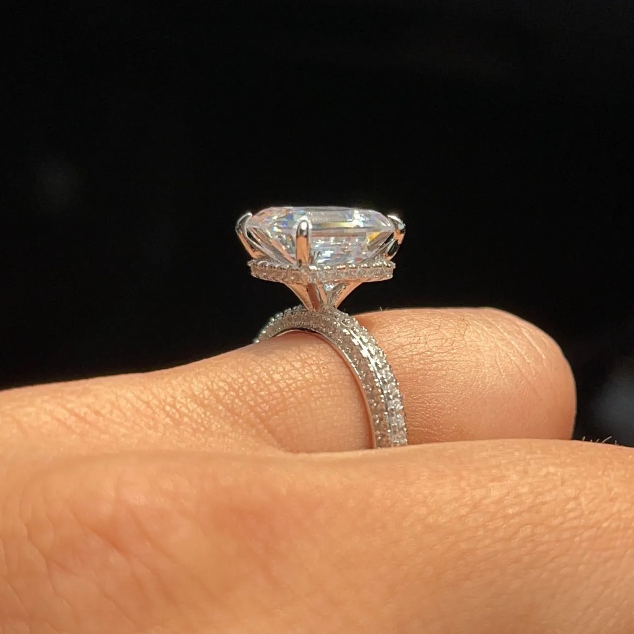 TESSA MOISSANITE RING